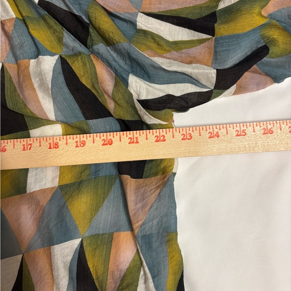 Eesome LA Abstract Geometric Blouse Size L Flowy Button Front Top - Picture 4 of 8